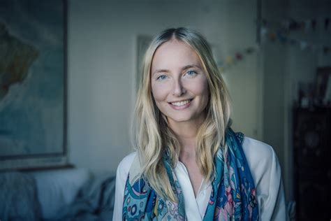 Katarina Blom Talking Minds Boka Föreläsning Med Lyckopsykologen