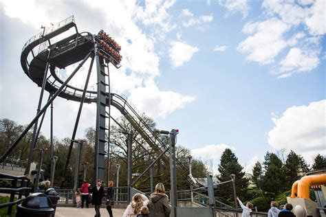 oblivion theme park ride  alton towers resort