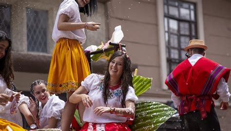 feriado de carnaval ecuador   es cuando son  cuantos dias se descansan cuales son los