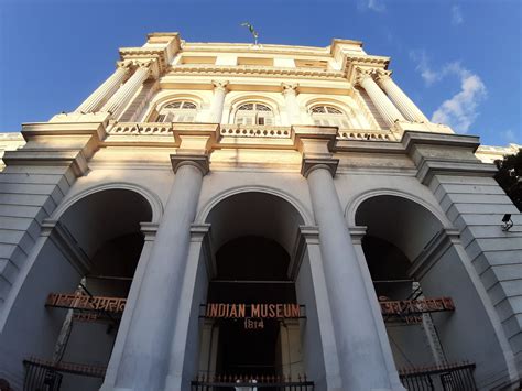 exploring  galleries   indian museum india heritage walks