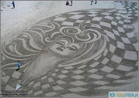 ogromny rysunek na piasku śmieszne i ciekawe zdjęcia na fotofaza pl
