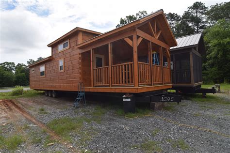 dsc  green river log cabins