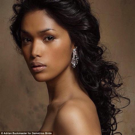Transgender Model Comes Out For The First Time In Ted Talk Daily Mail