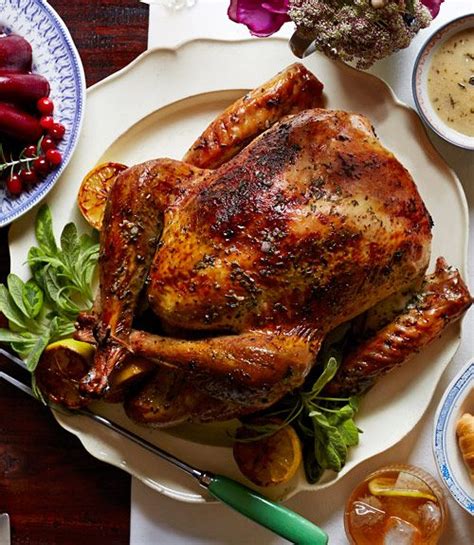 the 22 best turkey recipes for thanksgiving yummy for the tummy chicken turkey and duck