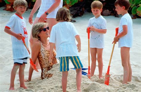 50 Rare Photos Of Princess Diana That Reveal What Her Life Was Really