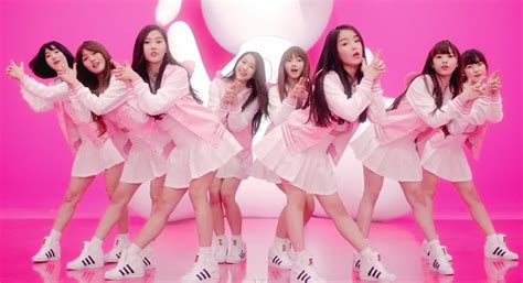 B1a4 S Sister Group Oh My Girl Releases Debut Mv Cupid
