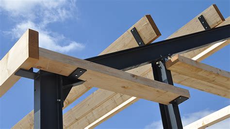 constructie maken gebruik balken van hout  staal huisman gemert