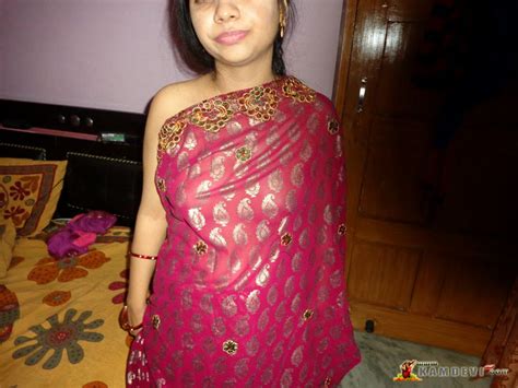 Marathi Housewife Open Sari Blouse Shows Big Boobs