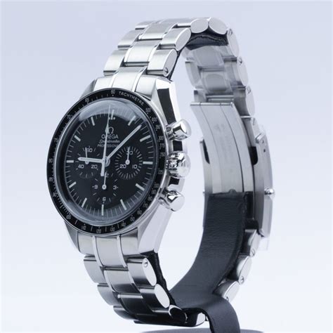 omega speedmaster professional moonwatch chronograph 005 new 2020