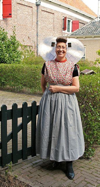zuid beveland dutch clothing traditional outfits traditional dresses