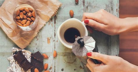 5 Reasons Coffee Is Your Skin S Best Friend Mindbodygreen