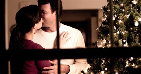 3 tips for a happy sex life over the holidays