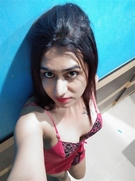 disha dey indian transsexual escort in kolkata
