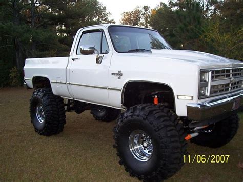 chevy shortbed lifted chevy trucks pinterest