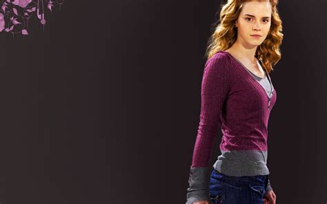 Emma Watson Wallpapers ~ Wall Pc