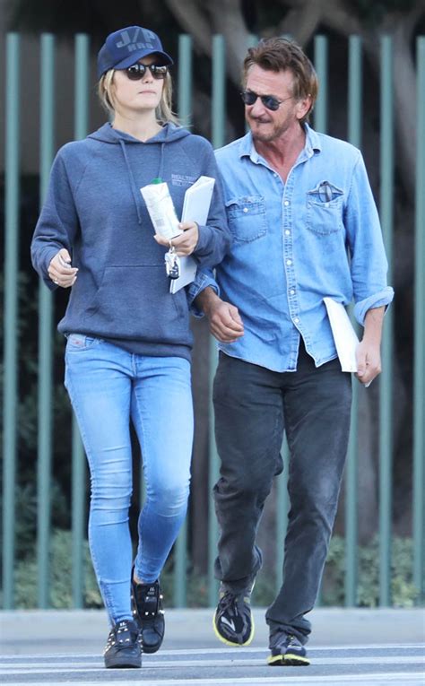 sean penn y leila george finalmente tiene su debut oficial como pareja