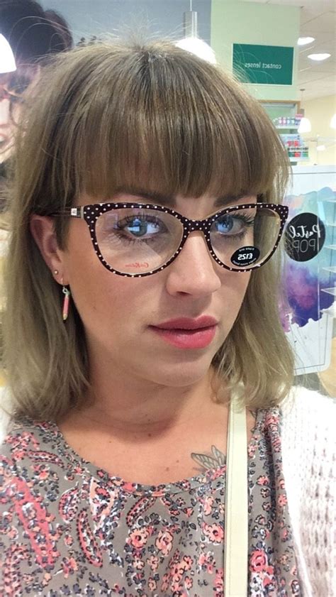pin by kirsty mcbain on spexy wearing glasses girl cat eye glass