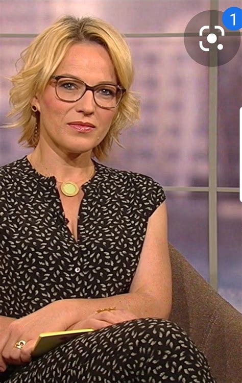 female news anchors geek glasses tv girls chloe grace andreas lady