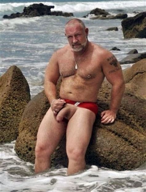 Big Beach Cock Muscle Daddy ⋆ Cumm Uk