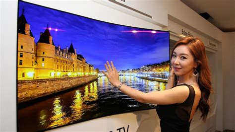 Photos Lg To Unveil Flexible Screen That Can Be Rolled Up