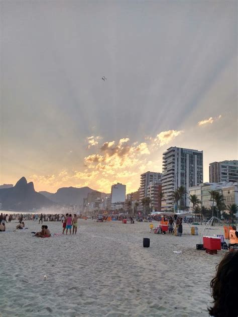Praia De Copa Cabana Rio De Janeiro Rio De Janeiro