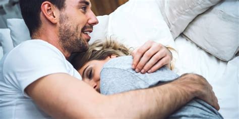 Is Cuddling Good Or Bad For Your Sex Life Youbeauty