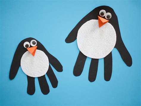 easy penguin handprint craft  kids  chirping moms