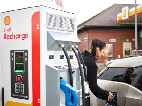 complete guide   shell recharge charging network drivingelectric