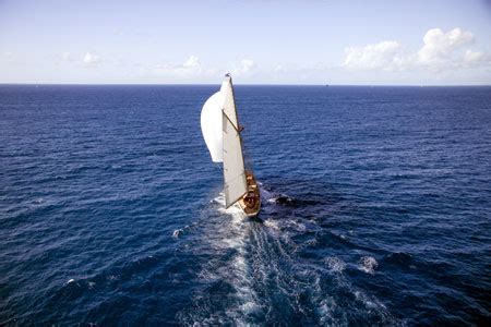 global specialist  traditional classic sails lidgard sails