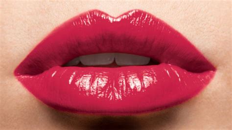 Mau Punya Bibir Seksi Ala Seleb Hollywood Coba Tips Ini