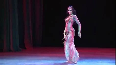 Very Very Hot Girl Belly Dance Live On Stage Video Dailymotion