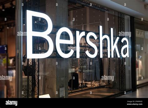 bershka store entrance  res stock photography  images alamy