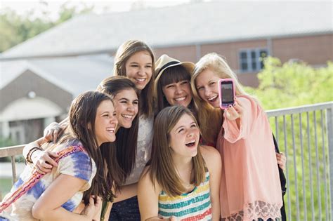 Are Selfies Leading To Lice Infestations Among Teens The Mommy Files