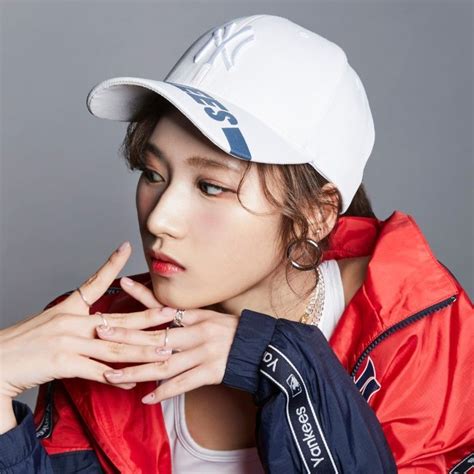 Mlb 2018 Spring X Twice Collection Twice Sana