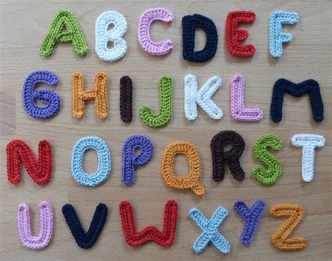crochet pattern  alphabetic characters letters