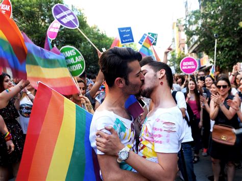 Istanbul Bans Annual Gay Pride March On Security Grounds