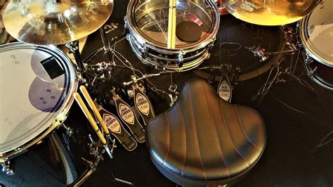 pin  tommy montoya  drum wall drums drum kits drum set
