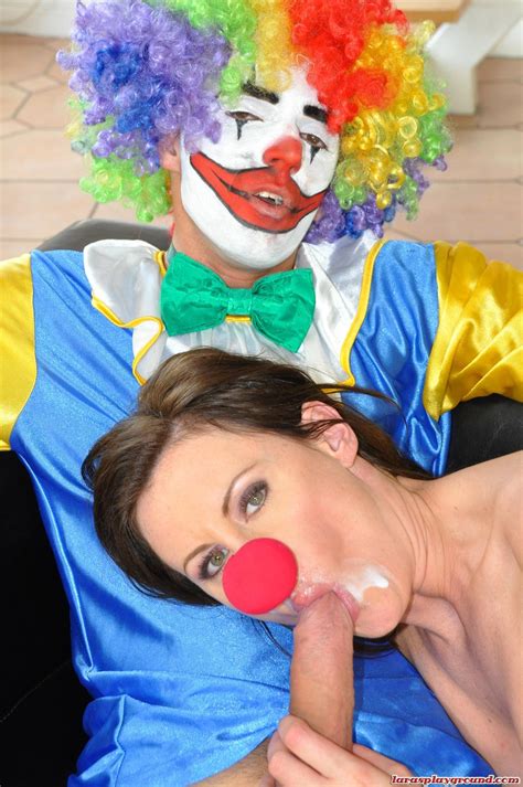 lara s playground lara latex and the clown