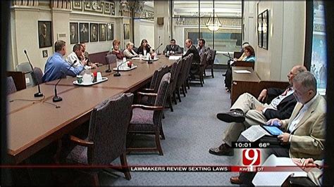 oklahoma lawmakers seek fair punishment for sexting teens