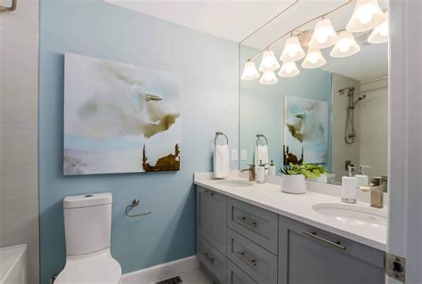 hang canvas art   bathroom   safe decor snob