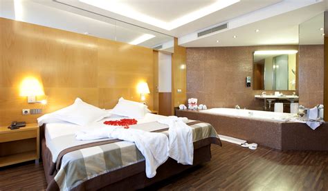 jacuzzi suite rooms hotel sb icaria barcelona official