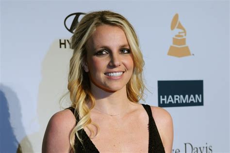 Britney Spears Talks Pregnancy Sex Lip Injections And Kim Kardashian