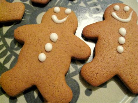 post christmas gingerbread men turntable kitchen