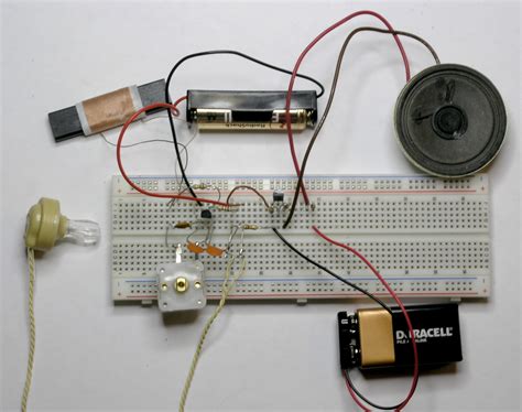 chapter  computers  electronics build  simple  watt audio amplifier