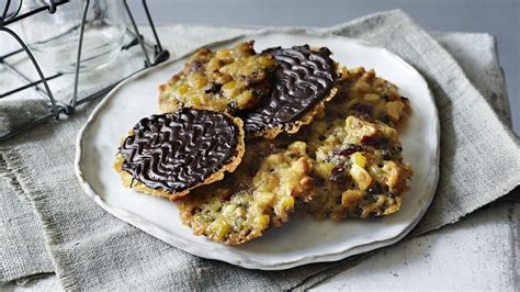 bbc   great british bake  series  biscuits