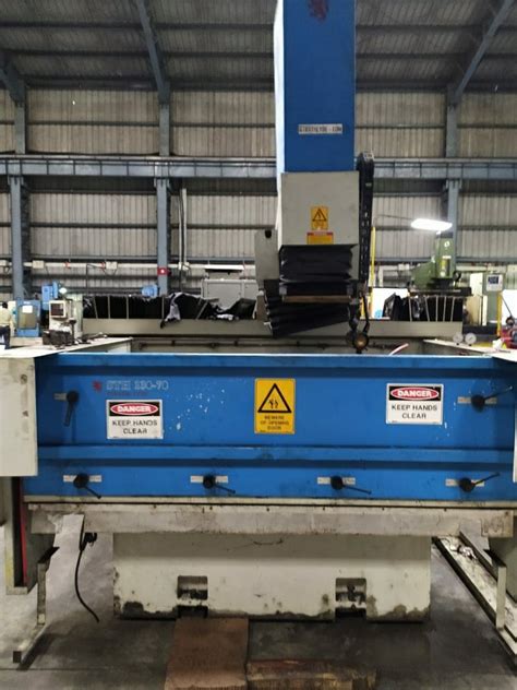 strathclyde ht   edm machine  rs unit electrical discharge machines id