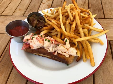 ﻿back in the hamptons my lobster roll infatuation the