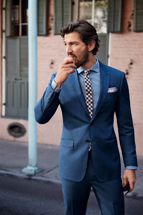 ways  wear  blue suit  modern mens guide