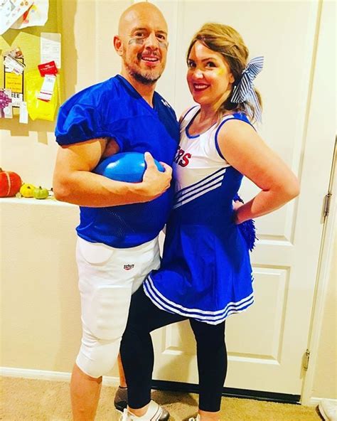 Football Star And Cheerleader Halloween Costumes For Couples 2019