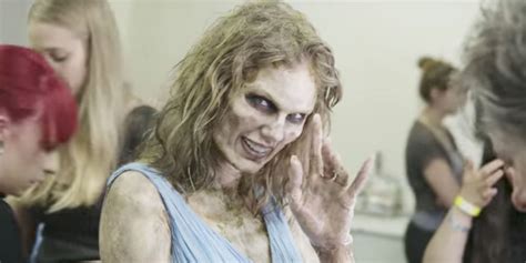 Watch Taylor Swift S Zombie Transformation In This Behind